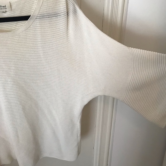 Light Wilfred Sweater - Picture 2 of 4